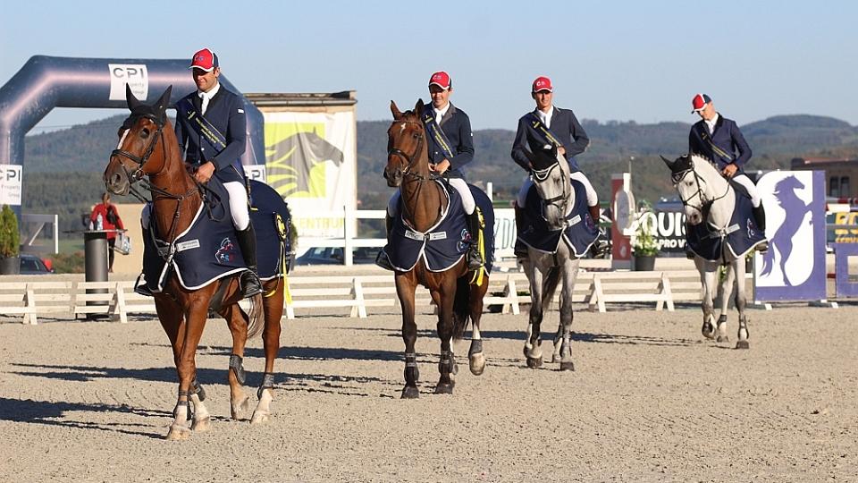 Český skokový pohár nabízí čtyři seriály. Na trávě se bude víc bodovat