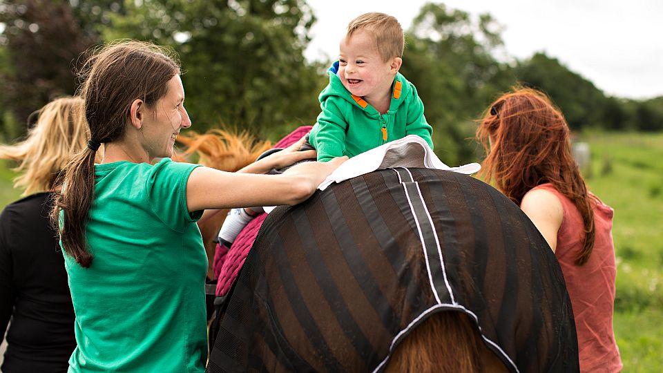 Hiporehabilitační střediska prosí o pomoc. ČHS založila sbírku