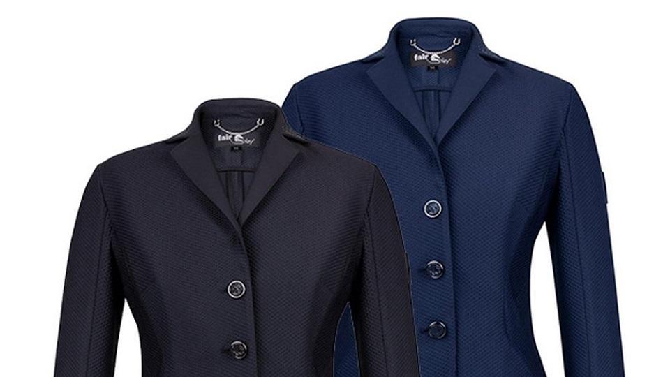 Equiservis nabízí hit letošního léta: Saka z perforovaných materiálů