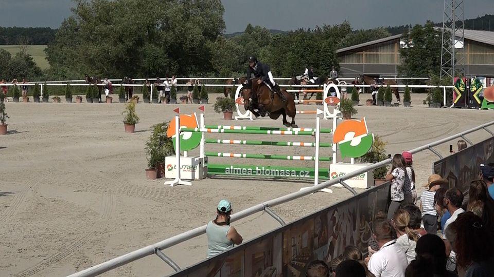 Patnáctý Memoriál JP v rukou favorita. Opatrný drtí domácí konkurenci