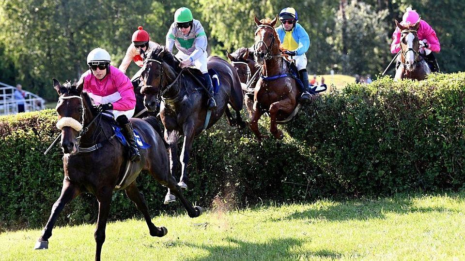 Živě: Aeneas počtvrté? Sledujte Memoriál Evy Palyzové v Lysé nad Labem